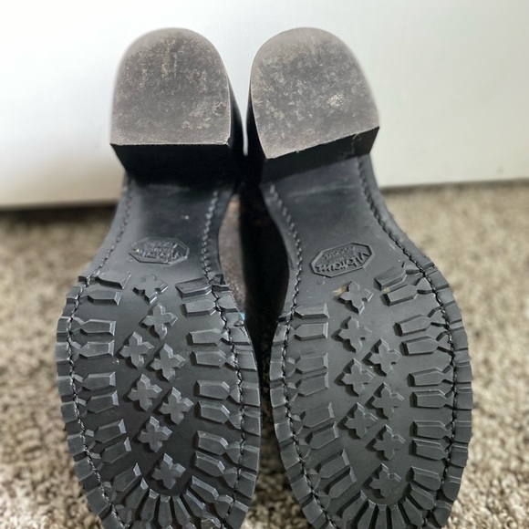 Frye Chelsea Boot - Picture 3 of 4